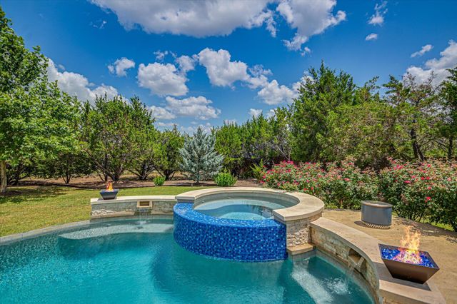 264 Sunny Slope RD, Liberty Hill, TX 78642