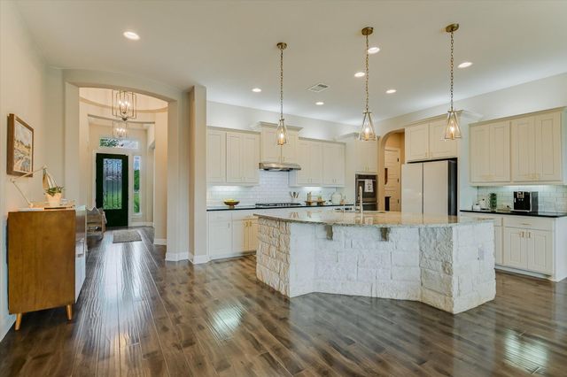 264 Sunny Slope RD, Liberty Hill, TX 78642