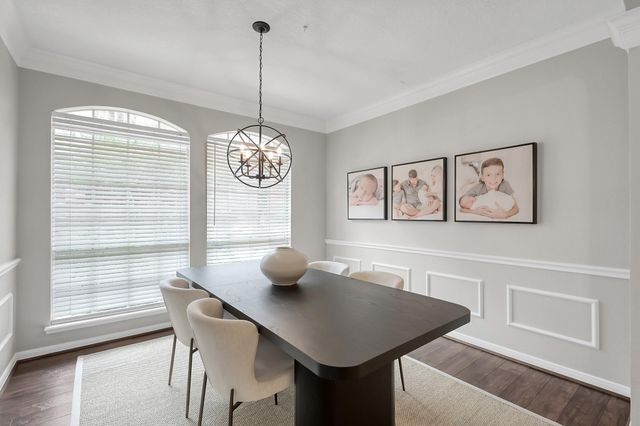 31 E Amberglow Circle, The Woodlands, TX 77381