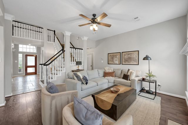 31 E Amberglow Circle, The Woodlands, TX 77381