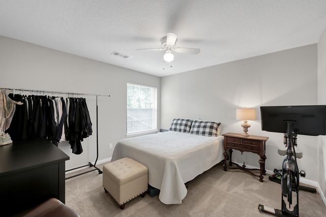 31 E Amberglow Circle, The Woodlands, TX 77381