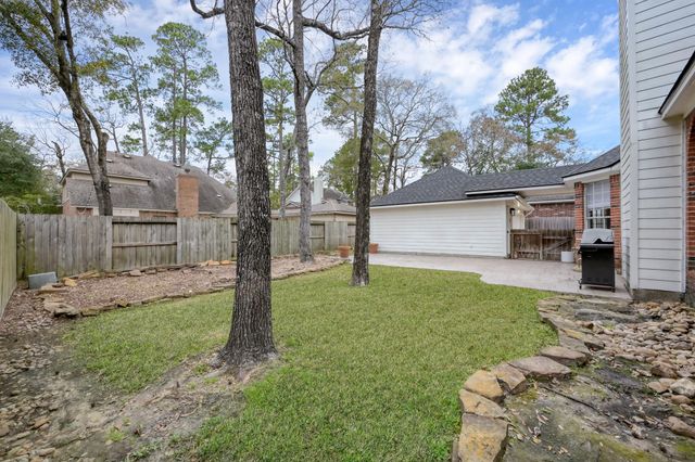 31 E Amberglow Circle, The Woodlands, TX 77381