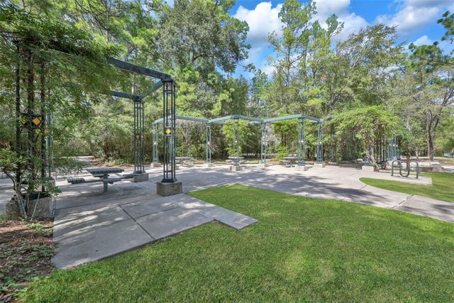 31 E Amberglow Circle, The Woodlands, TX 77381