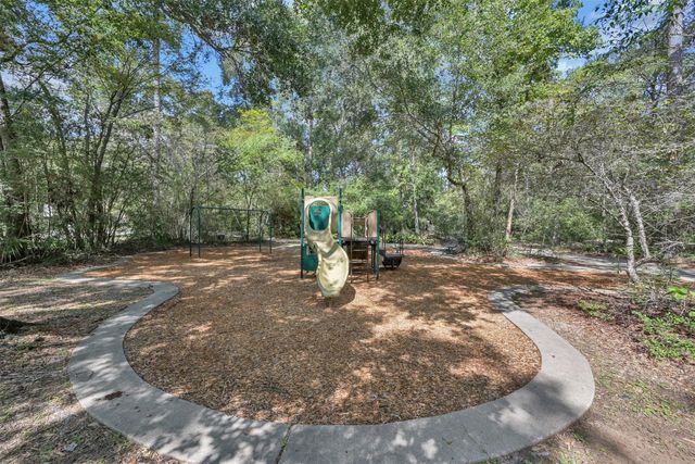 31 E Amberglow Circle, The Woodlands, TX 77381