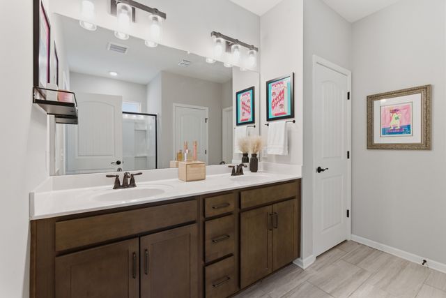 4153 Magnolia Farms Dr, Hermitage, TN 37076