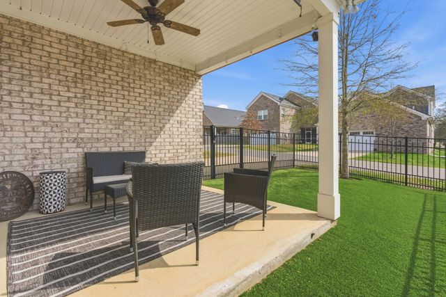 4153 Magnolia Farms Dr, Hermitage, TN 37076