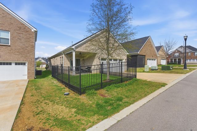 4153 Magnolia Farms Dr, Hermitage, TN 37076