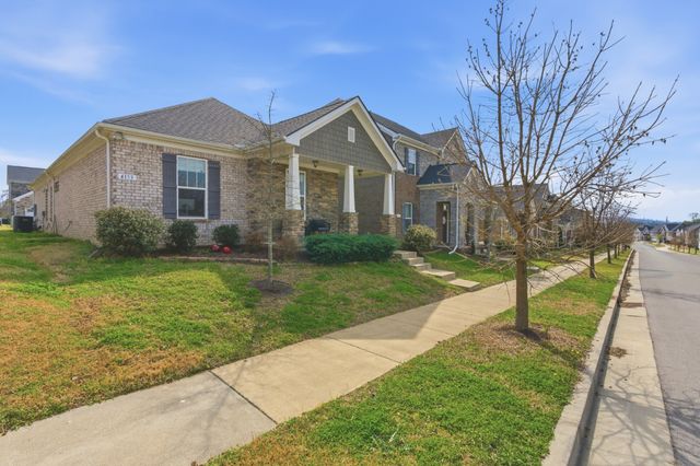 4153 Magnolia Farms Dr, Hermitage, TN 37076