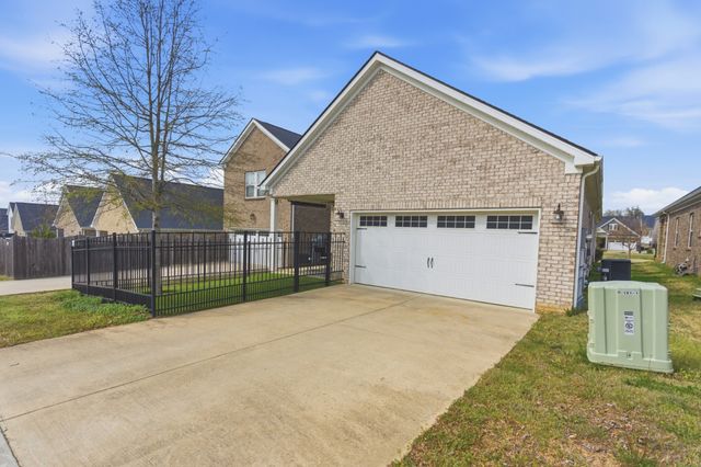4153 Magnolia Farms Dr, Hermitage, TN 37076