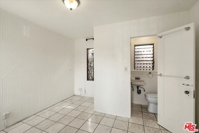 715 N Harper Avenue, Los Angeles, CA 90046