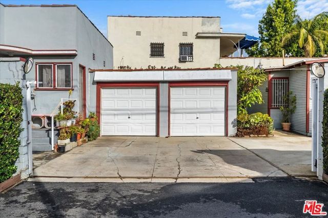 715 N Harper Avenue, Los Angeles, CA 90046