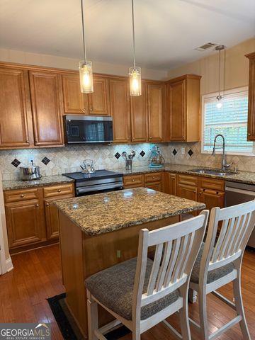 3163 Christophers Bend, Ellenwood, GA 30294