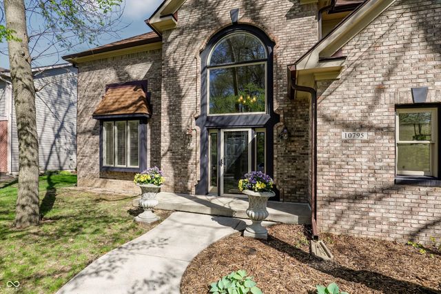 10795 Timber Springs Drive E, Fishers, IN 46038