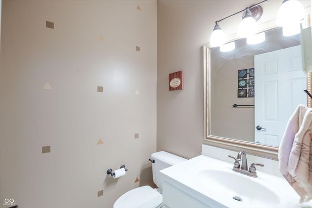 10795 Timber Springs Drive E, Fishers, IN 46038