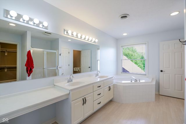 10795 Timber Springs Drive E, Fishers, IN 46038