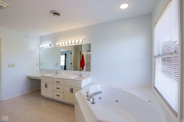 10795 Timber Springs Drive E, Fishers, IN 46038