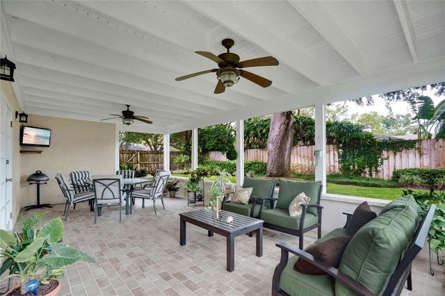 231 WHITE OAK CIRCLE, Maitland, FL 32751