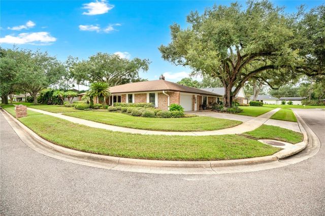 231 WHITE OAK CIRCLE, Maitland, FL 32751