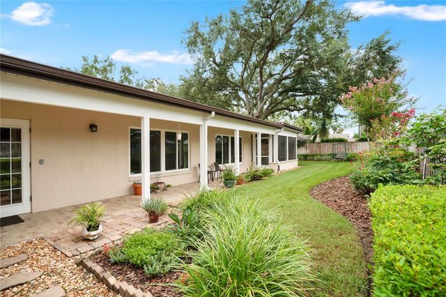 231 WHITE OAK CIRCLE, Maitland, FL 32751