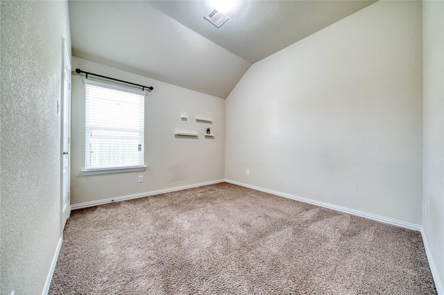 9515 Taylor Lane, Mont Belvieu, TX 77523