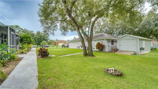 517 Hibiscus AVE, Lehigh Acres, FL 33972