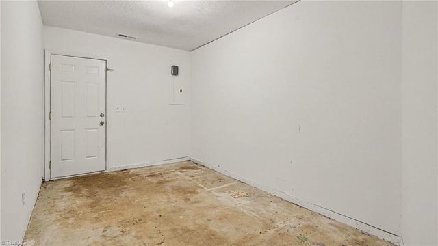 4123 Silver Fox Court, High Point, NC 27265