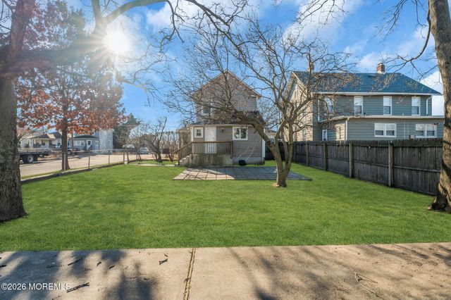 104 Bank Street, Red Bank, NJ 07701