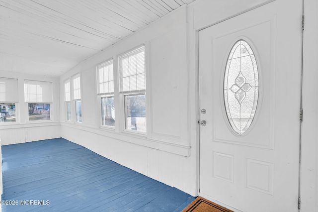 104 Bank Street, Red Bank, NJ 07701