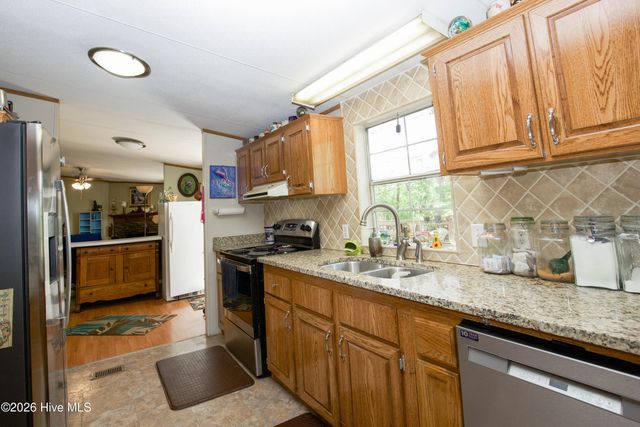 168 Riverview Drive, Vass, NC 28394