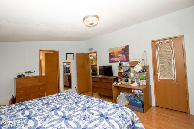 168 Riverview Drive, Vass, NC 28394