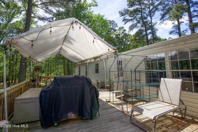 168 Riverview Drive, Vass, NC 28394