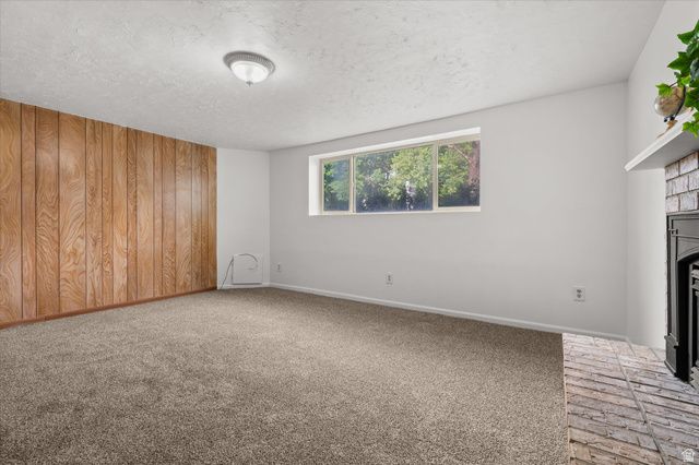 1487 N 700 W, West Bountiful, UT 84087