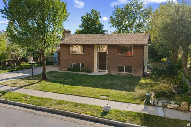 1487 N 700 W, West Bountiful, UT 84087