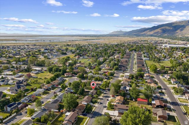1487 N 700 W, West Bountiful, UT 84087