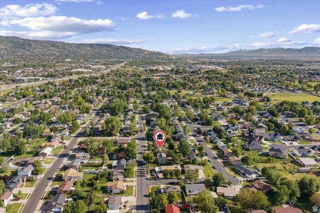 1487 N 700 W, West Bountiful, UT 84087
