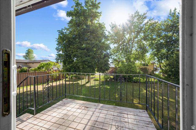 1487 N 700 W, West Bountiful, UT 84087