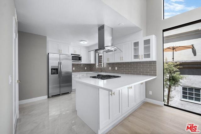 869 S Wooster Street 301, Los Angeles, CA 90035