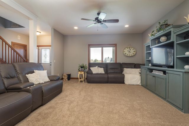 2380 Highland Trail SW, Alexandria, MN 56308