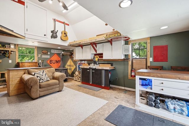 1269 TANYARD RD, Sewell, NJ 08080
