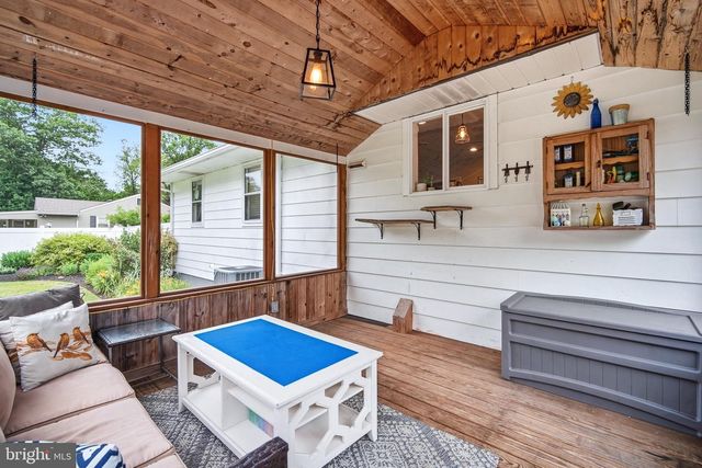 1269 TANYARD RD, Sewell, NJ 08080