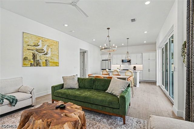224 Fairweather LN, Fort Myers Beach, FL 33931