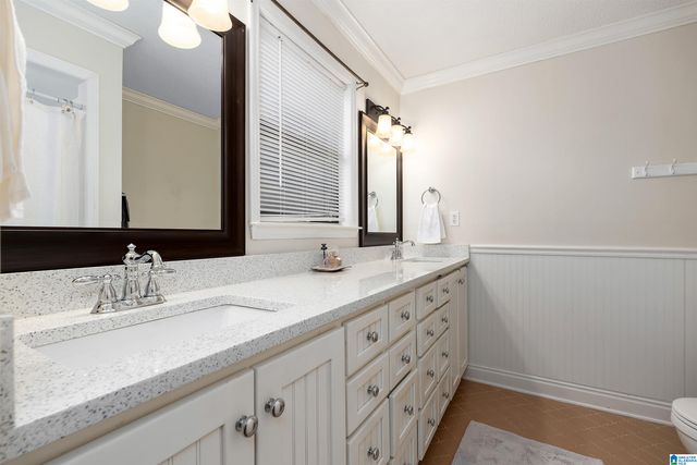 322 SOUTHERN HILLS DRIVE, Calera, AL 35040