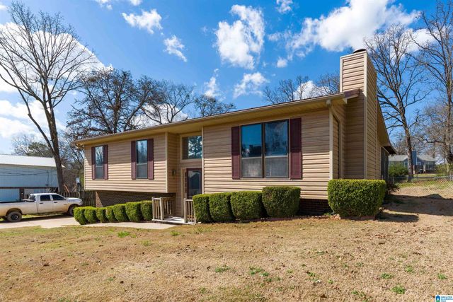 322 SOUTHERN HILLS DRIVE, Calera, AL 35040