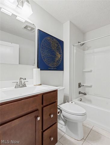 346 Lakewick Lane, Willowick, OH 44095