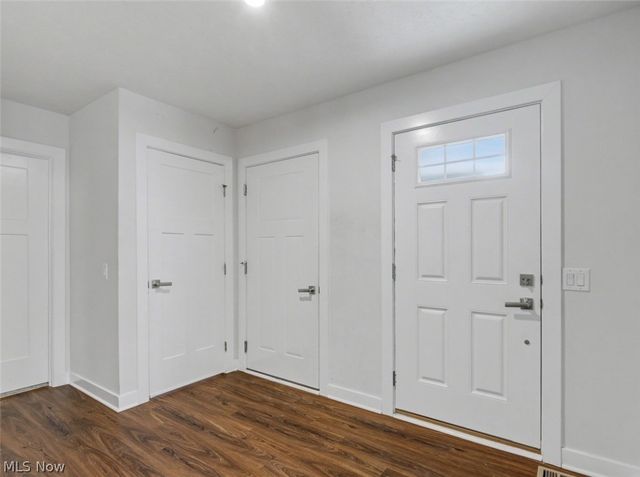 346 Lakewick Lane, Willowick, OH 44095