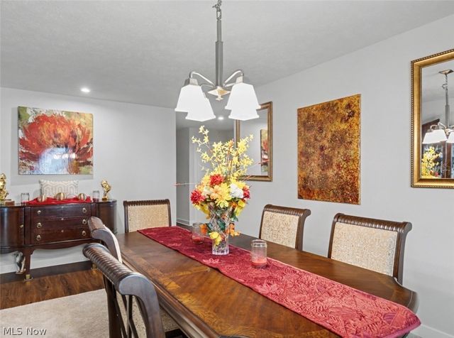 346 Lakewick Lane, Willowick, OH 44095