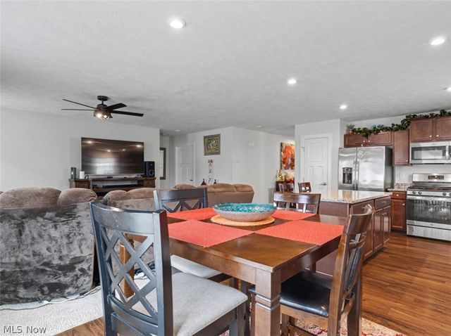 346 Lakewick Lane, Willowick, OH 44095