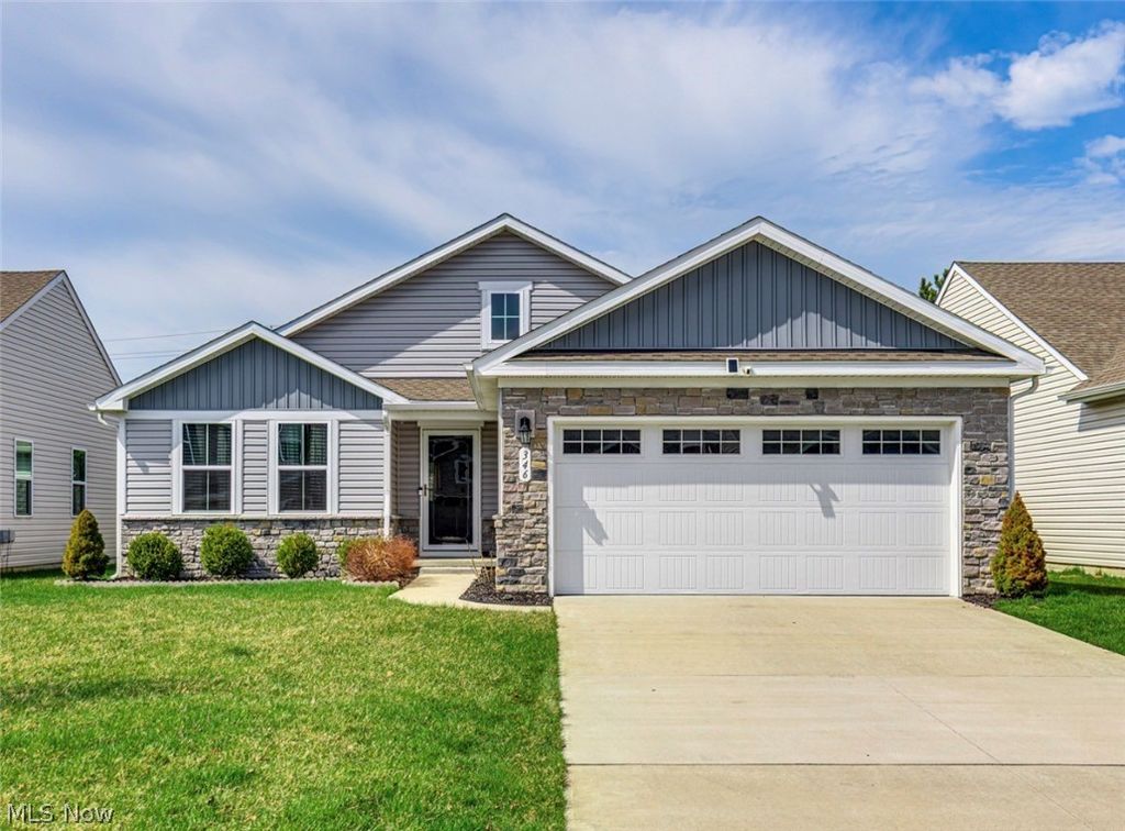346 Lakewick Lane, Willowick, OH 44095