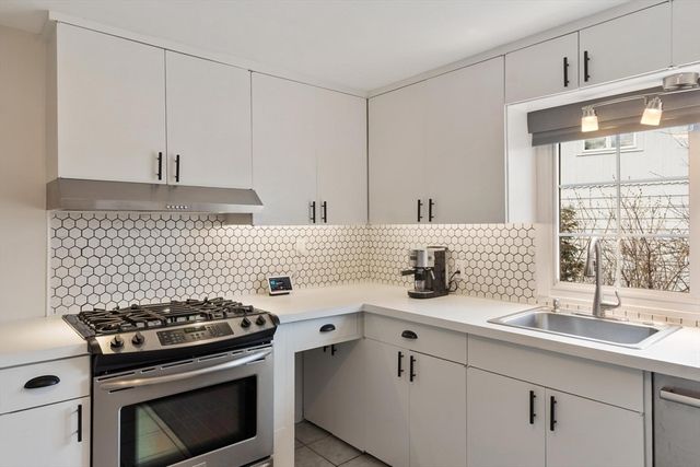 22 Pine Hill Road, Swampscott, MA 01907