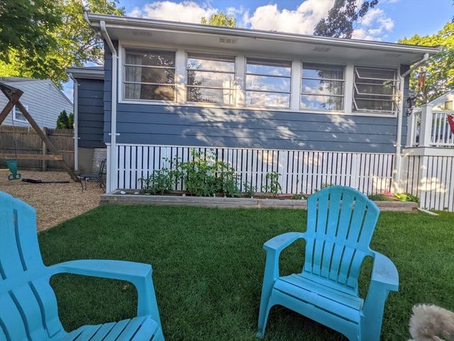 22 Pine Hill Road, Swampscott, MA 01907